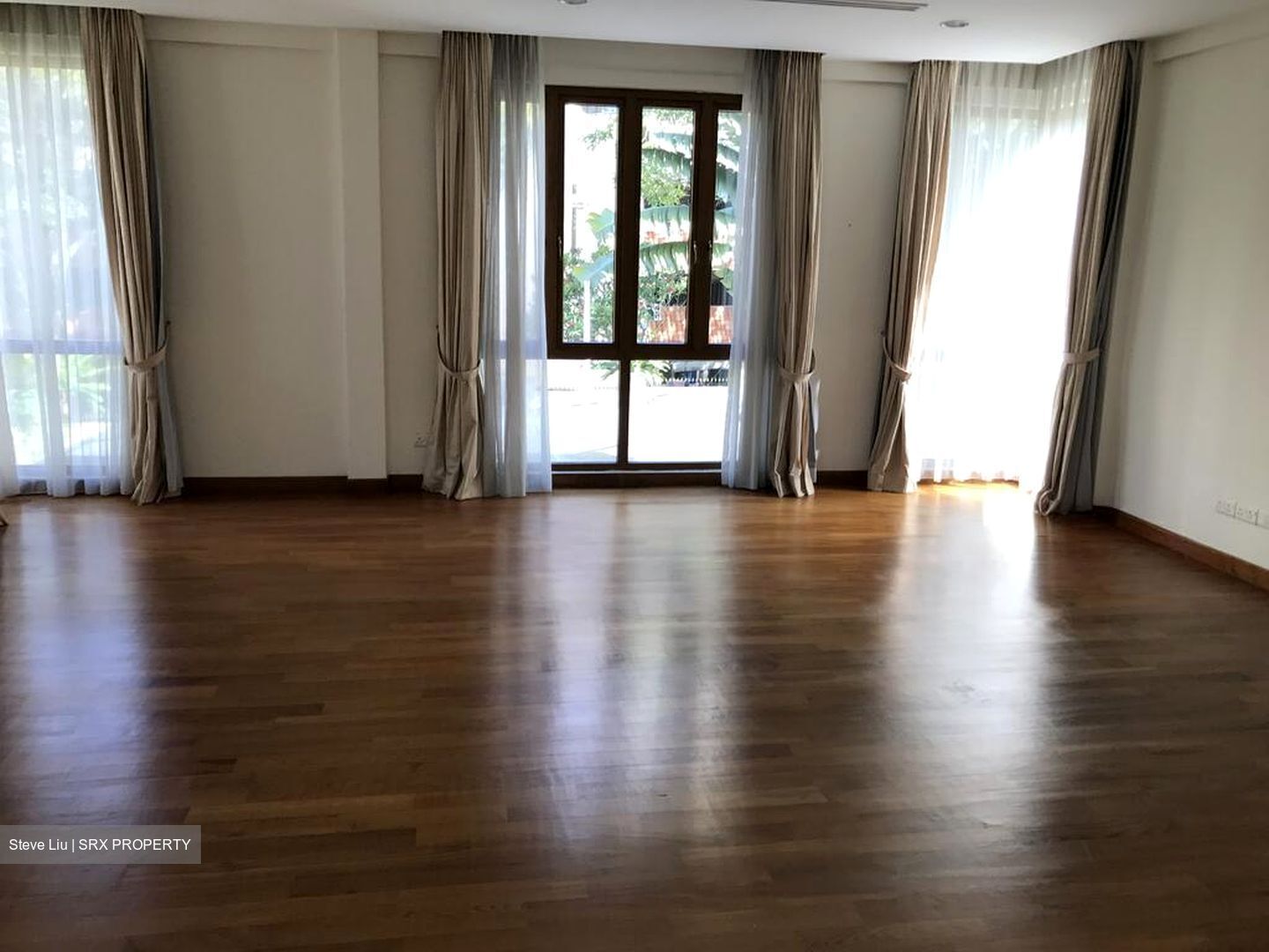 Holland Road (D10), Detached #498267291